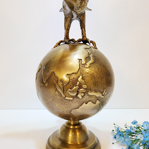 지구독수리(대)/황동 청동 공예품 신주 주물 금속 조각상 조각품 조형물 인테리어소품 독수리