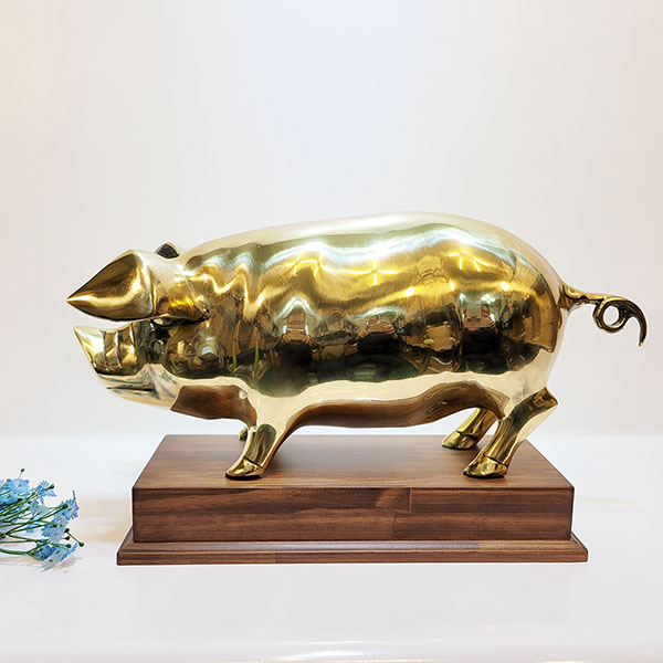 돼지(특대)상패/황동 청동 공예품 신주 주물 금속 상패 조각상 조각품 조형물 인테리어소품 황동돼지 기념패 우승패 추대패