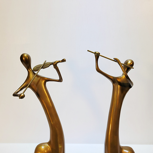 악기(중)/황동 청동 공예품 신주 주물 금속 조각상 조각품 조형물 인테리어소품 바이올린 플룻연주 악기