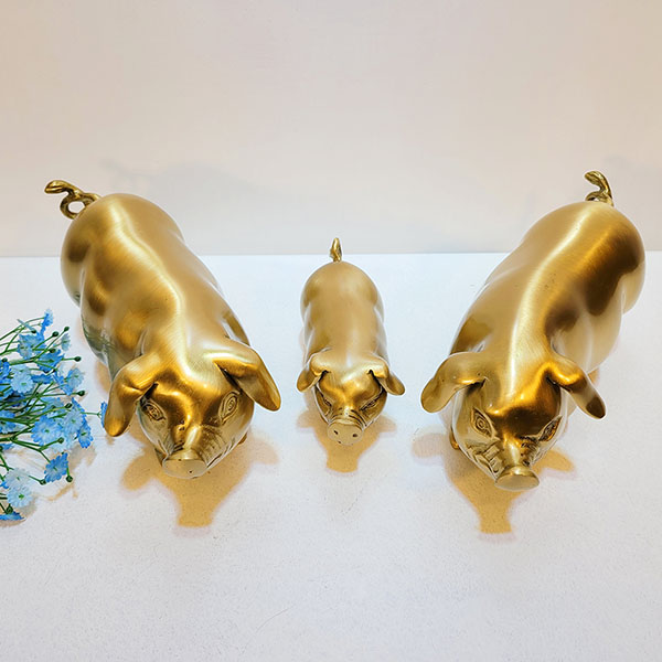 신돼지가족 조각상/청동 황동 공예품 금속 신주 주물 조형물 인테리어소품 조각품 황금 장식품 모형 인테리어소품 집들이선물 개업선물