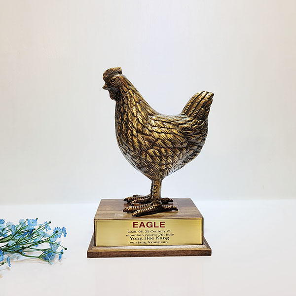 닭 모형 상패/ 암닭 수닭 황동 청동 공예품 주물 조각상 조각품 조형물 인테리어소품 감사패 우승패 기념패