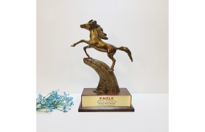 야생마2호(상패)/청동 황동 공예품 금속 신주 주물 조각상 조형물 인테리어소품 조각품 말 장식품 감사패 공로패 기념패