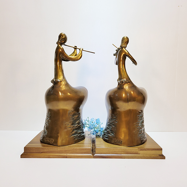 현악2중주악기 조각상 황동 청동 공예품 장식품 조각품 조형물 인테리어 바이올린 플룻연주