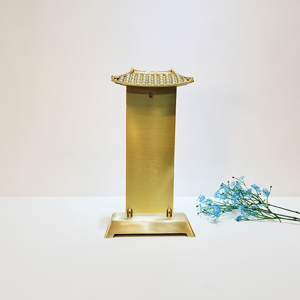 초가집 위패 황동 촛대 제수 차례 제사용품 조상 제사상 납골당 불교용품