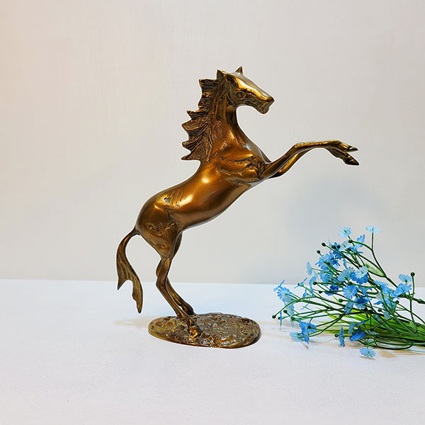 뛰는말(소)/황동 청동 공예품 신주 주물 말 장식품 조각상 조각품 인테리어소품