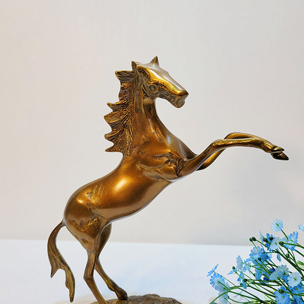 뛰는말(소)/황동 청동 공예품 신주 주물 말 장식품 조각상 조각품 인테리어소품