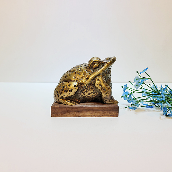 두꺼비 소 조각상 조각품 주물 황동 청동 공예품 복과 행운 풍수지리 인테리어소품 두꺼비 조형물 브론즈 아트 공방