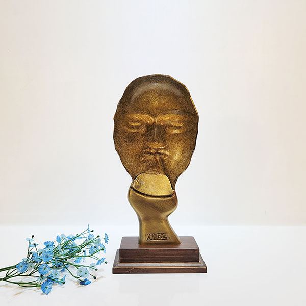 생각 조각품 조각상 청동 황동 공예 장식품 생각하는 사람 손 주물 신주 금속 조형물 풍수인테리어