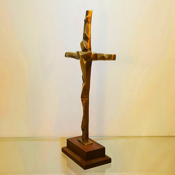 청동 황동 탁상 십자가 성물 예수 여호와 추상 십자가 고급 원목 교회 장식 그리스도 조각품 공예품 주물 신주 금속