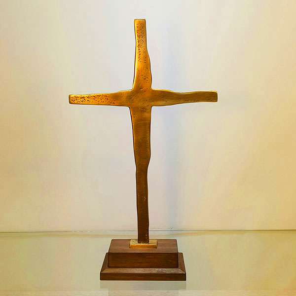 청동 황동 탁상 십자가 성물 예수 여호와 추상 십자가 고급 원목 교회 장식 그리스도 조각품 공예품 주물 신주 금속