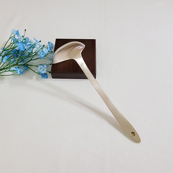 방짜 유기 국자 대(1호) 놋국자 주물방식 주방조리도구 타원국자 유기제품 선물용