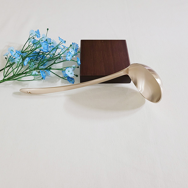 방짜 유기 국자 대(1호) 놋국자 주물방식 주방조리도구 타원국자 유기제품 선물용