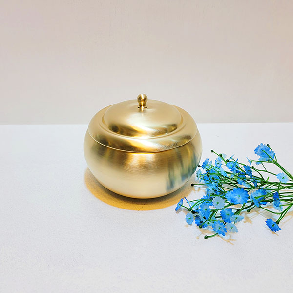 유기 요강(중) 방짜 예단 혼수용품 복요강 저금통 장식 놋쇠 미니요강 돈보관함 주물