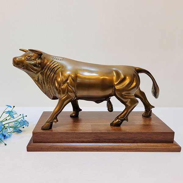 싸움소 4호 황소 장식품 청동 황동 조각품 조각상 조형물 신주 주물 금속 집들이선물