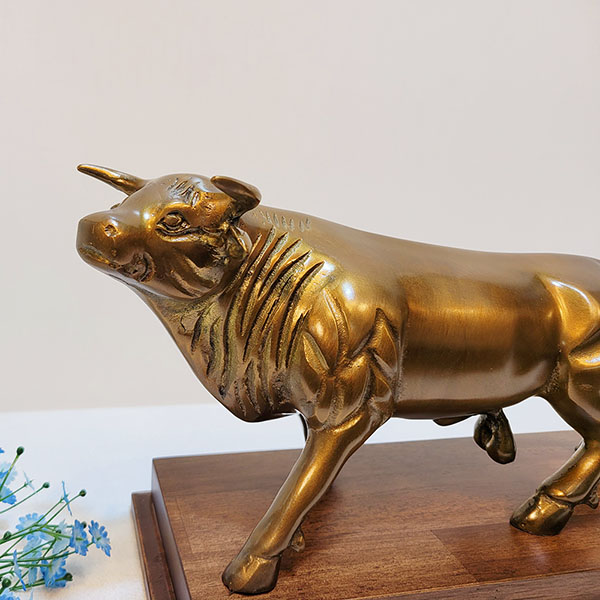 싸움소 4호 황소 장식품 청동 황동 조각품 조각상 조형물 신주 주물 금속 집들이선물