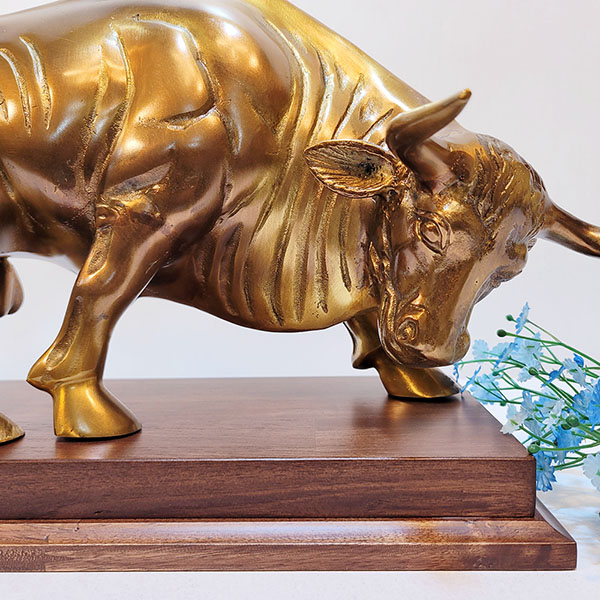 싸움소 1호 황소 청동싸움하는 소 황동 공예품 조각상 신주 주물공장 금속 브론즈 아트 공방