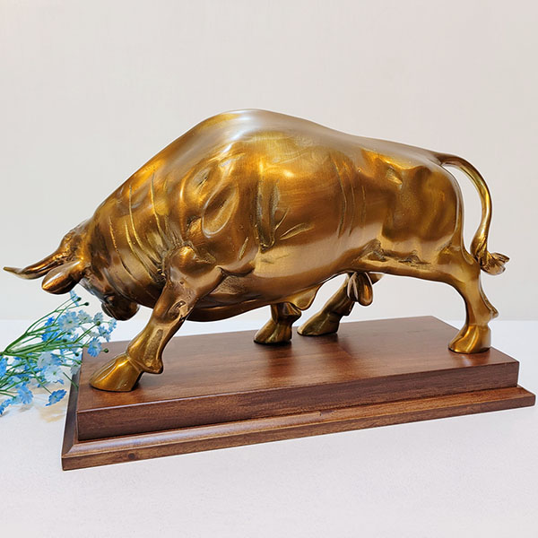 싸움소 1호 황소 청동싸움하는 소 황동 공예품 조각상 신주 주물공장 금속 브론즈 아트 공방