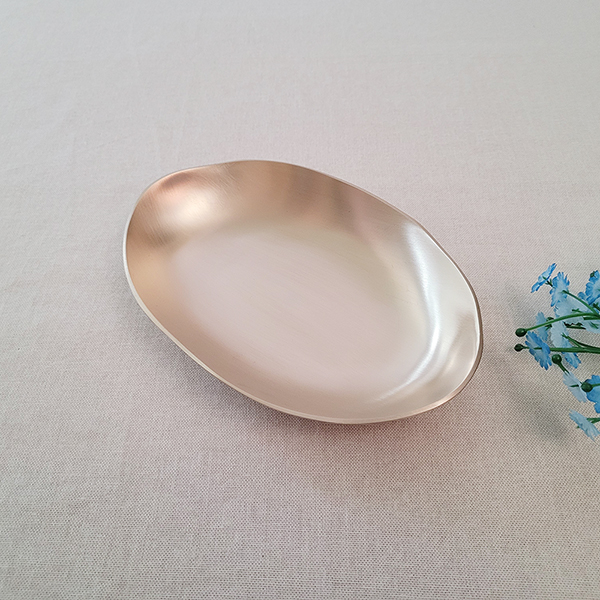 유기그릇 타원형접시 2호 방짜 놋그릇 놋접시 디자인 디저트 샐러드 모듬 포인트 접시