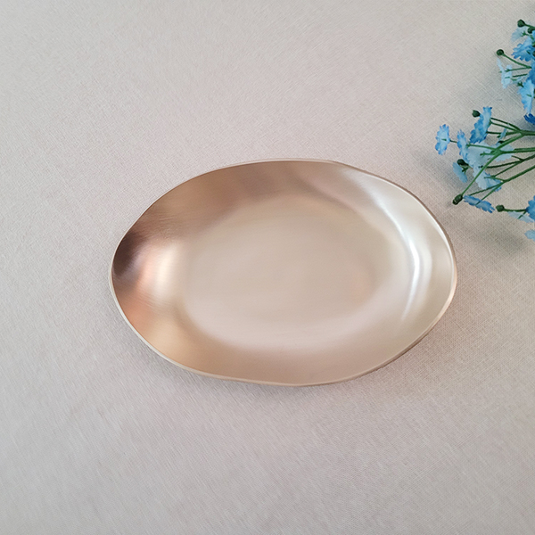 유기그릇 타원형접시 2호 방짜 놋그릇 놋접시 디자인 디저트 샐러드 모듬 포인트 접시