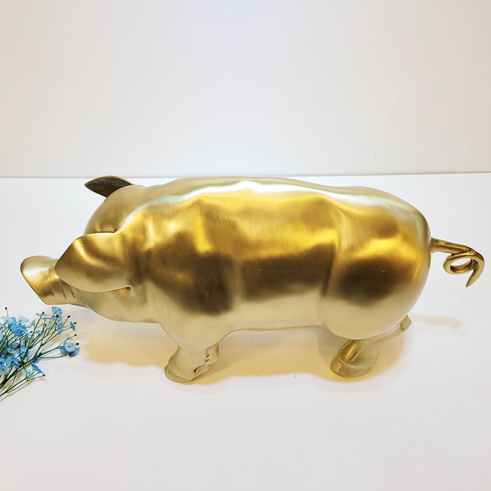 왕 돼지 3호 황금 돼지 조각상 조형물 장식품 주물 금속 공예품 모형 포토존 동물조형물 개업선물 정원 조경 풍수 인테리어