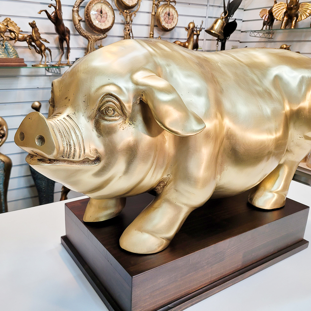 왕 돼지2호 황금 돼지 조각상 조형물 장식품 공예품 청동 황동 모형 포토존 동물조형물 개업선물 정원 조경 풍수 인테리어