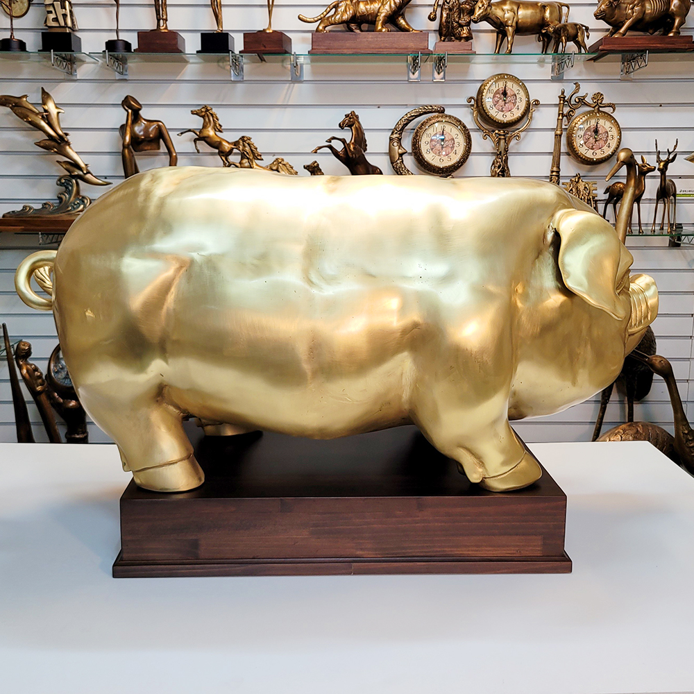 왕 돼지 1호 황금 돼지 조각상 조형물 장식품 공예품 청동 황동 주물 금속 모형 포토존 동물조형물 개업선물 정원 조경 풍수 인테리어