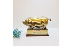 신 돼지 중 상패 청동돼지 황동돼지 공예품 조각품 골프상패 감사패 공로패 기념패 우승패 주물 신주 풍수 인테리어소품