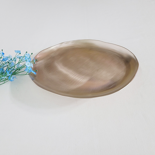 방짜유기 원접시 대형 유기그릇 놋그릇 디자인접시 카페 브런치 샐러드 과일접시 주물 주문제작 놋접시 브론즈아트공방
