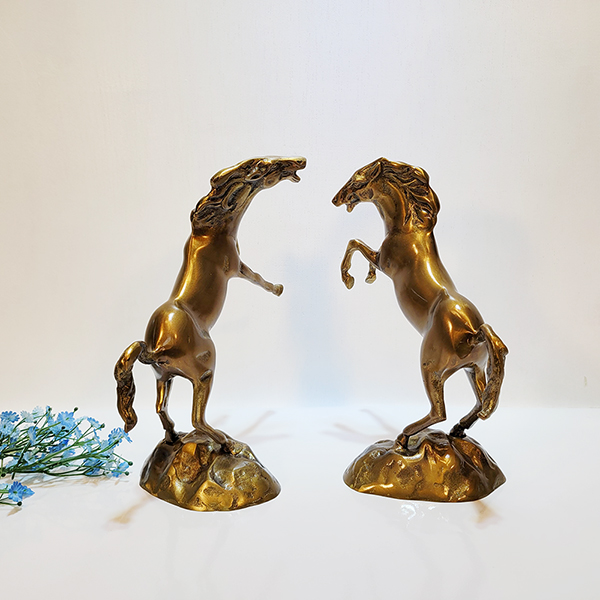 싸움말 황동 청동 공예품 장식품 조각품 말 조형물 조각상 주물 신주 금속 브론즈 인테리어소품