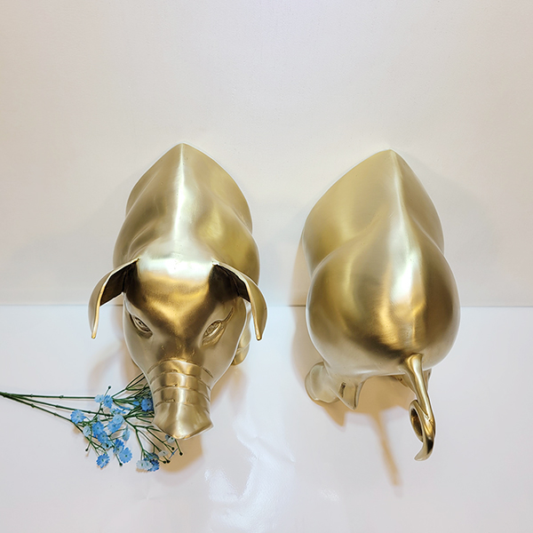 추상 돼지 조형물/황동 청동 공예품 조각상 조각품 동물 모형 캐릭터 벽장식 벽면꾸미기 벽인테리어 개업선물 주문제작