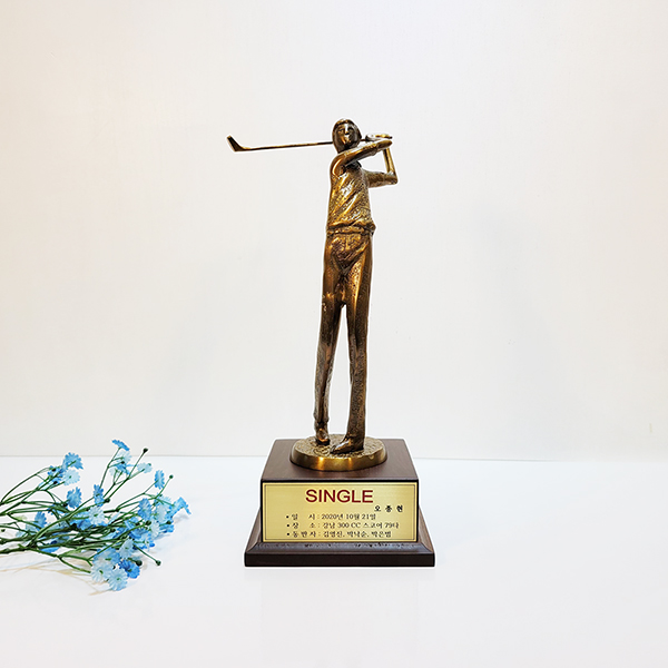 신)골프 소 남자 상패 황동 청동 공예품 홀인원 이글패 싱글패 골프 브론즈 상패전문업체
