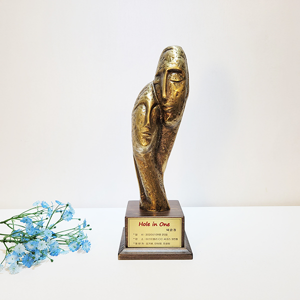 추상 부부 연인 청동 황동 공예품 동상패 골프트로피 기념트로피 홀인원 우승패 감사패 주문제작