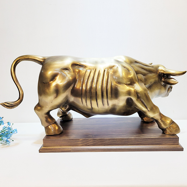 싸움소 특대 황소 상패 동트로피 감사패 기념패 공로패 우승패 고급상패 원목 싸움하는소 소싸움대회 장식품