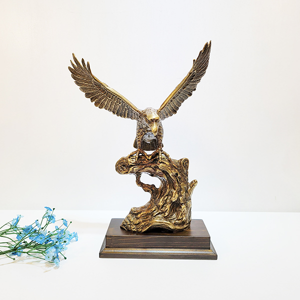 독수리 중 조각품 조각상 청동 황동 공예품 나무 가지위 이글 장식품 카페 업소 개업선물 인테리어 소품
