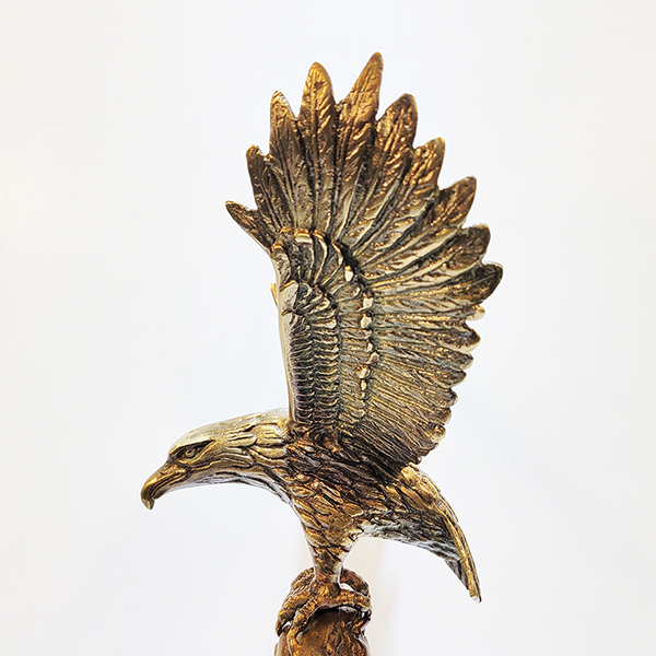 독수리 중 조각품 조각상 청동 황동 공예품 나무 가지위 이글 장식품 카페 업소 개업선물 인테리어 소품