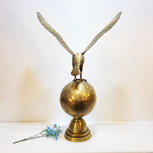 지구본 독수리 특대 조각품 조각상 조형물 동 브론즈 지구본이글 장식품 건물로비 카페 업소 개업선물 거실 인테리어 소품