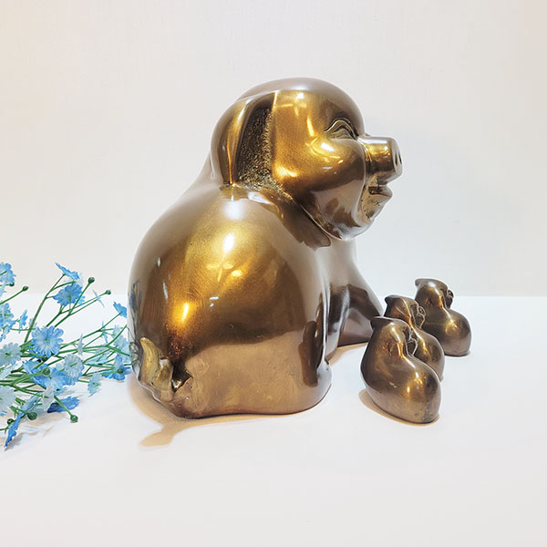 웃는 복돼지 대 가족 돼지 청동 황동 조각상 조각품 장식품 재물운 행운 복 성공기원 인테리어소품