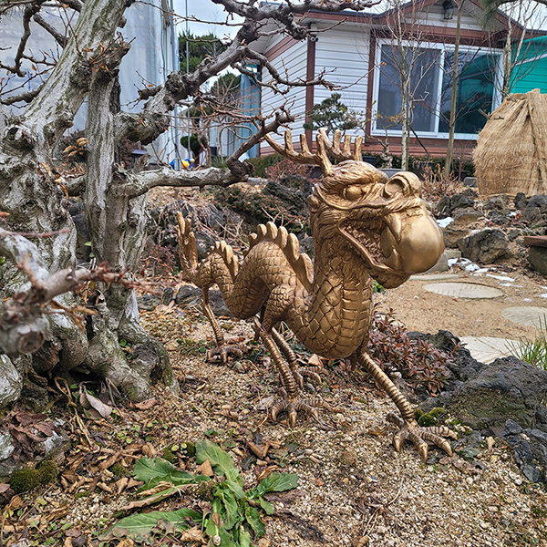 용 장식품 조형물 조각품 조각상 용띠 청용 용의해 갑진년 개업 선물 정원 주택 동산 인테리어 소품