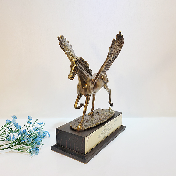 유니콘 상패 동트로피 동상패 청동 황동 기념패 감사패 공로패 골프패 전출패 전역패 주문제작