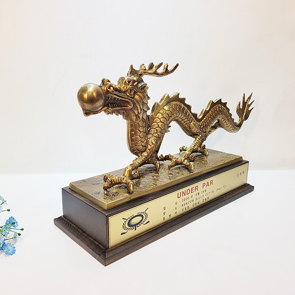 상패 2024년 용상패 진급패 기념패 감사패 우승패 공로패 축하패 트로피 골프상패 여의주 주문제작