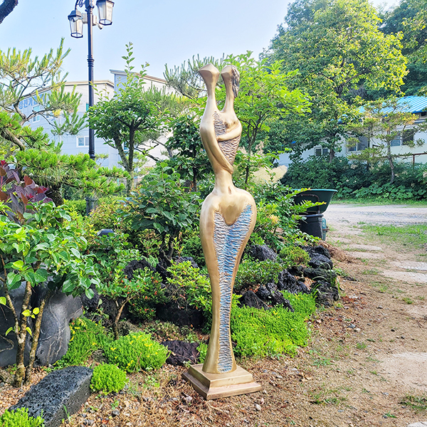 부부사랑 조각품 조형물 사람 전원주택 정원 마당 동산 조경 카페 상점 장식 청동 황동 공예품 인테리어