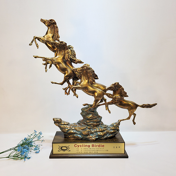 말상패 감사패 공로패 기념패 부모님상패 골프상패 트로피 6마도 말 조각상 조각품 장식품 조형물