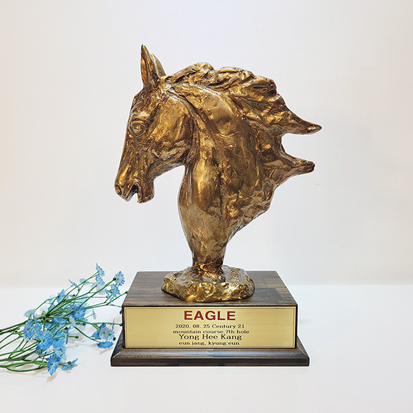 말 동물 헌팅트로피 말머리 조각상 조각품 장식품 감사패 공로패 기념패 재직 퇴임 트로피 골프 상패