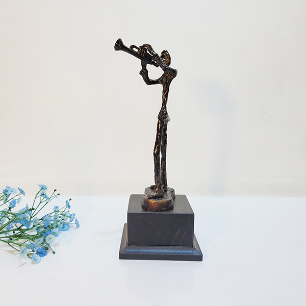 트럼펫 상패 음악 악기 트로피 경영대회 학원 감사패 기념패 대회 시상식 장식품 선물